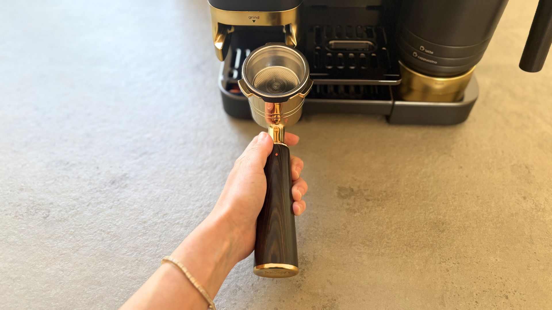 Ninja Luxe Cafe Coffee Machine with David Beckham