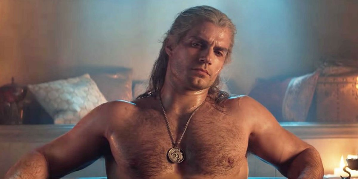 Geralt in the bathtub in Netflix&#039;s The Witcher Season 1 screenshot