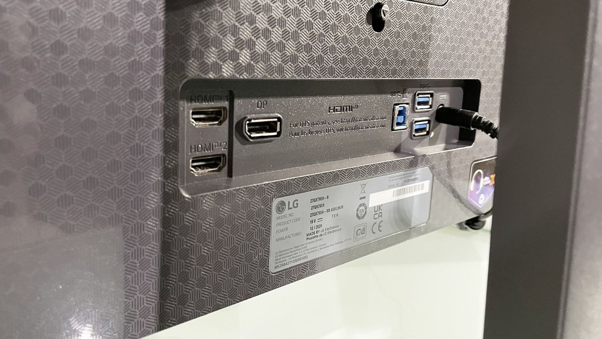 LG UltraGear 27GX790A