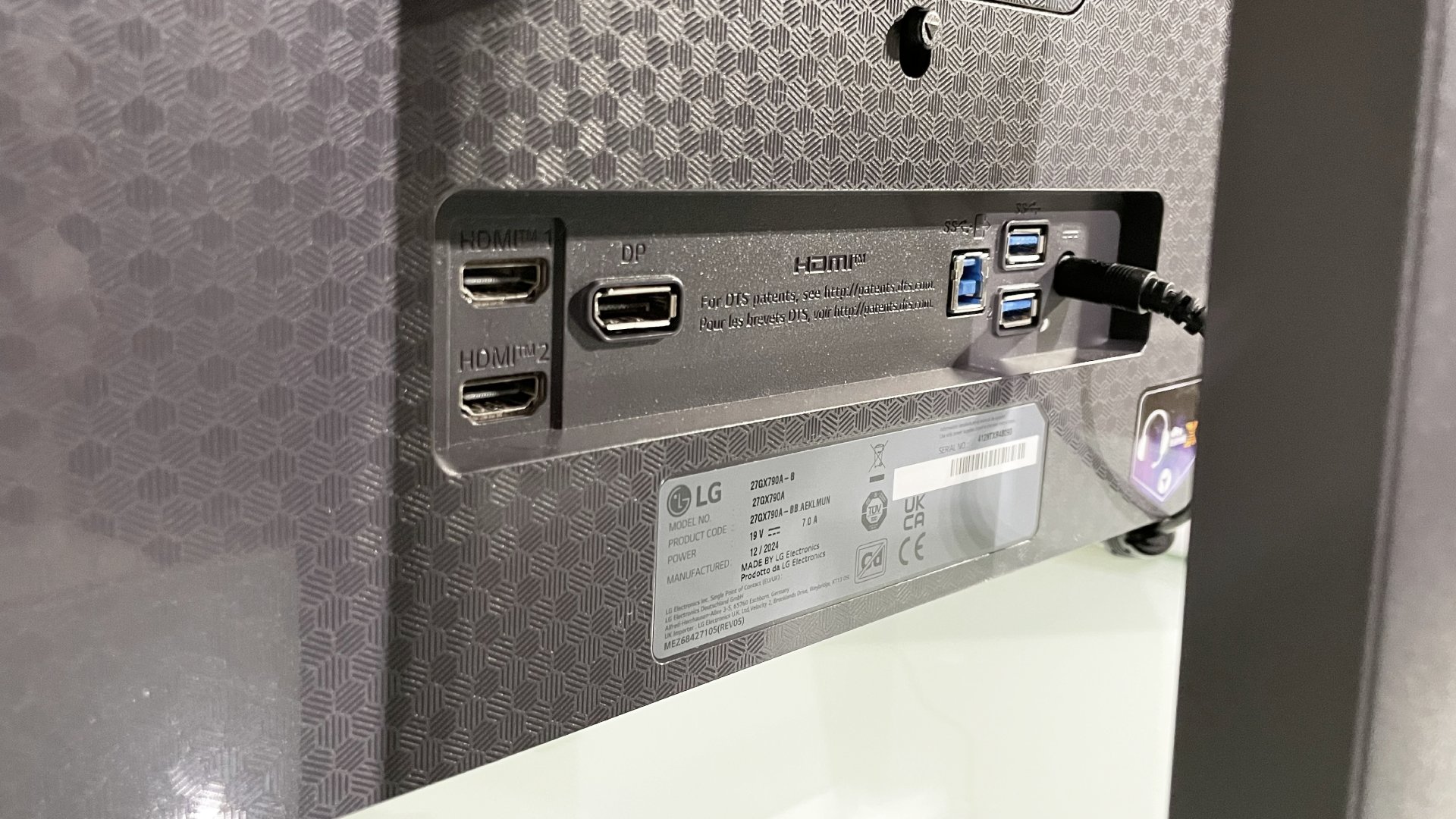 LG UltraGear 27GX790A