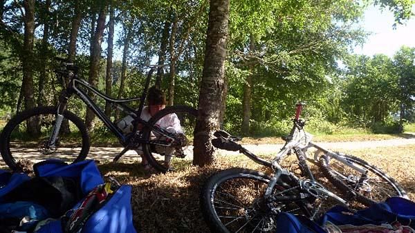 Rebecca Rusch does some stage one bike maintenance