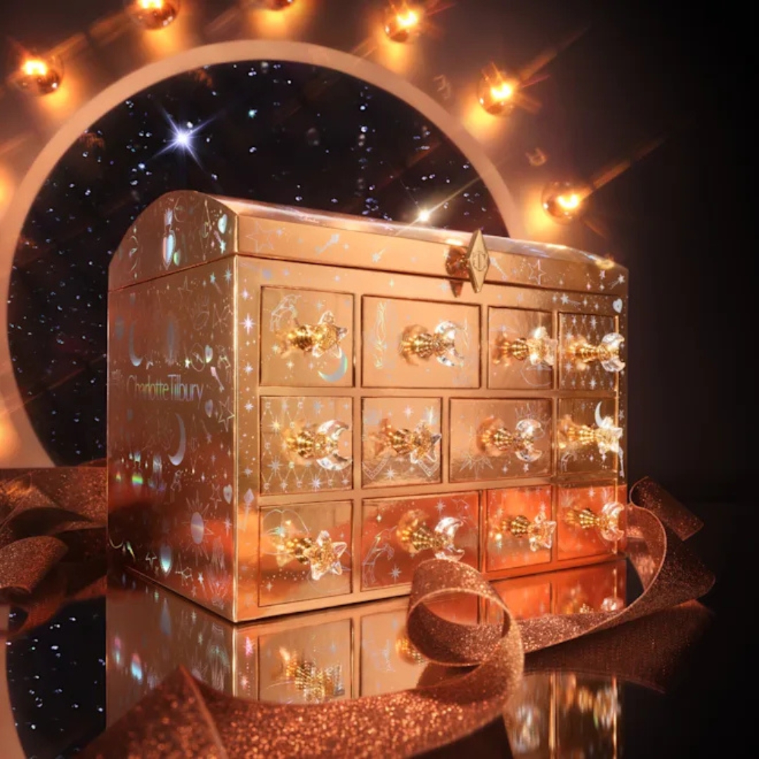 Charlotte Tilbury CHARLOTTE&#039;S BEAUTY TREASURE CHEST