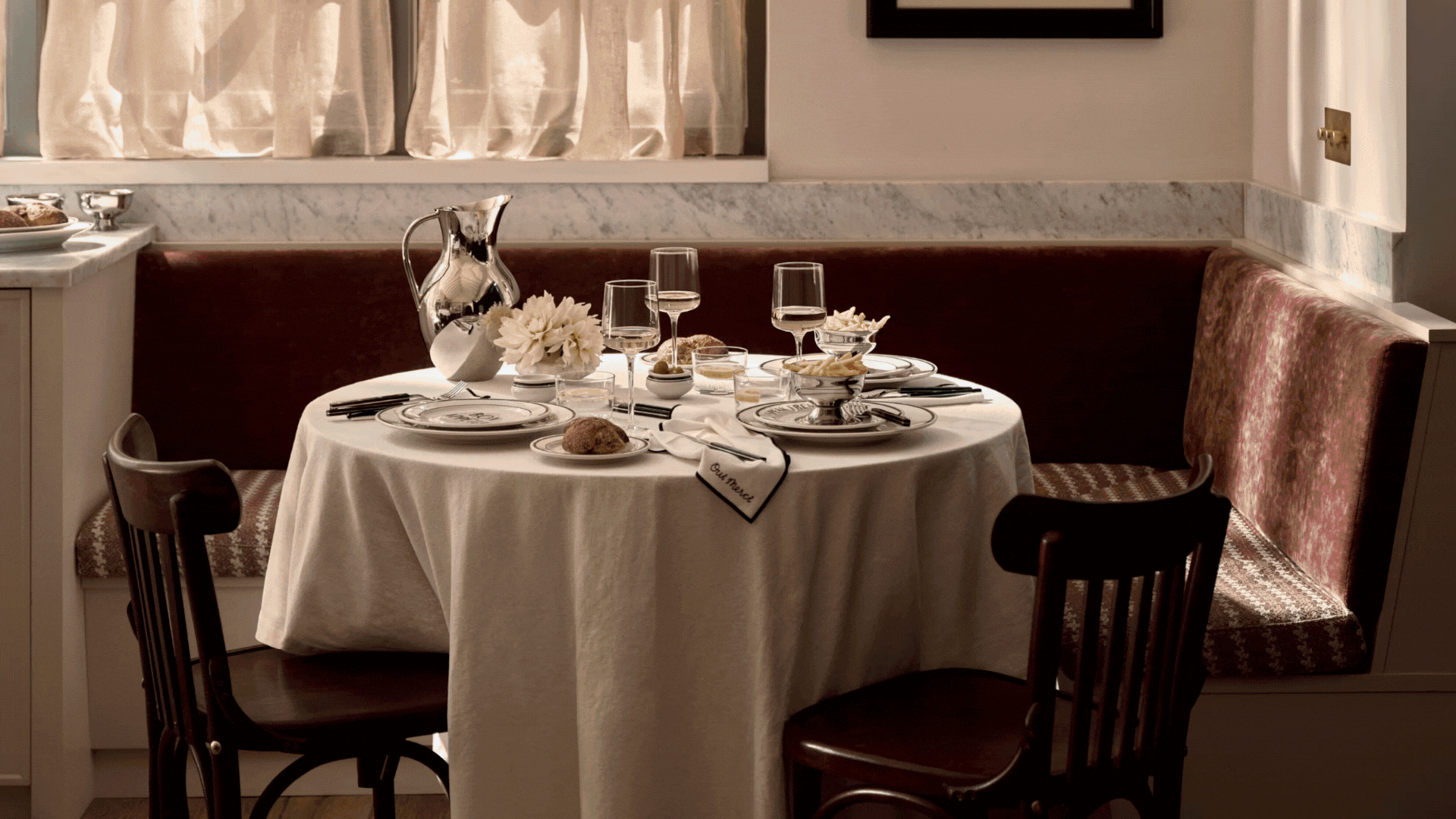 video of bistro-style tableware from H&M Home