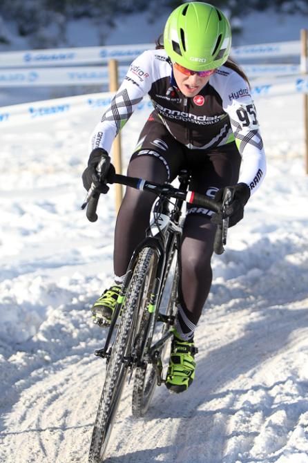 Antonneau powers through the snow.