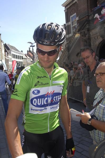 Tom Boonen (Quick Step) in the green sprinters' jersey.