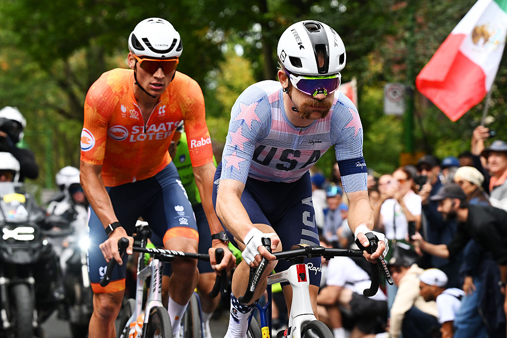 Quinn Simmons (USA) leads Mathieu van der Poel during the men's elite road race at the 2026 UCI Road World Championships in Montreal, Quebec. (Photo by Dario Belingheri/Getty Images)