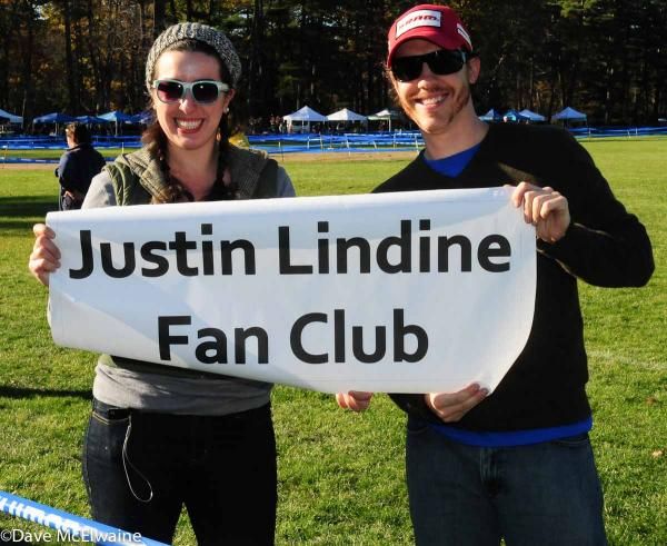 Justine Lindine fans making themselves known.