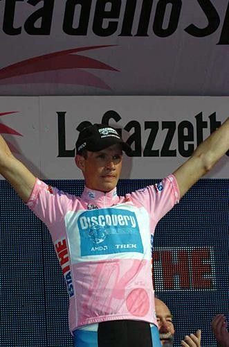 Paolo Savoldelli (Discovery Channel) on the podium