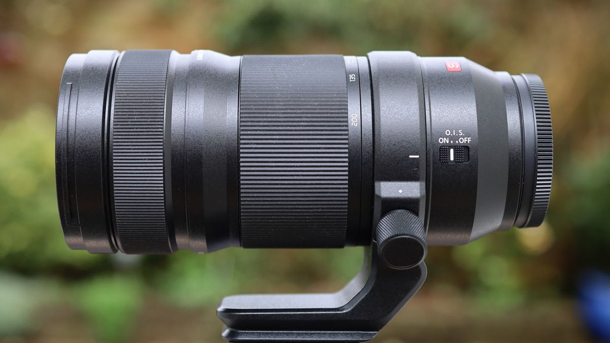 Panasonic Lumix S Pro 70-200mm f/4 O.I.S. | Digital Camera World