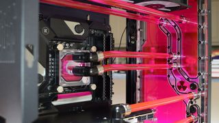 Filling a custom-loop PC with fluid