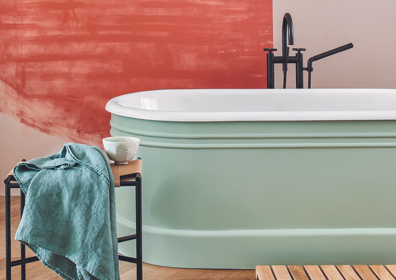 how to paint a bathtub with a pastel green color