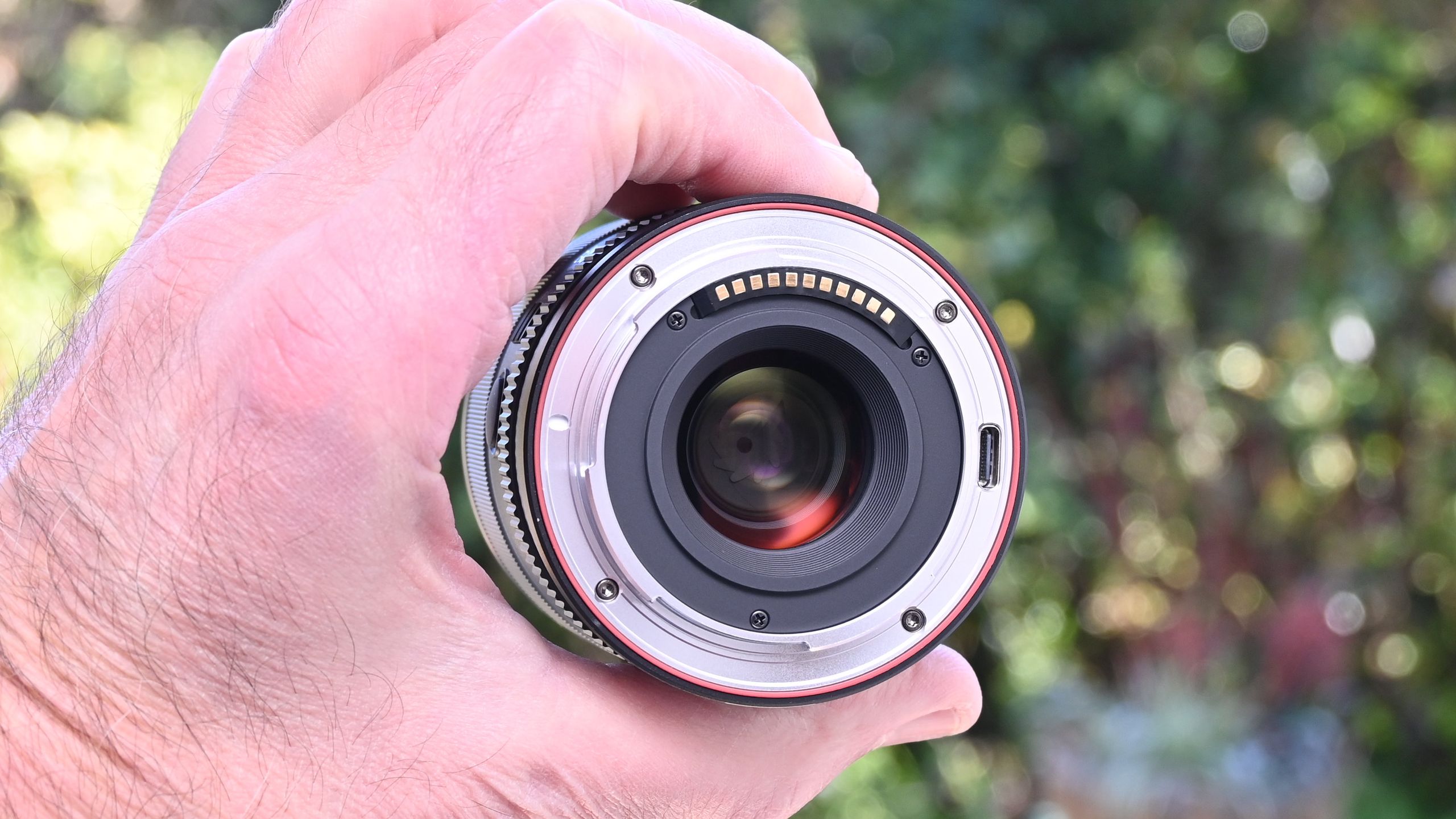 Viltrox Rumored to Launch New Autofocus Prime Lenses