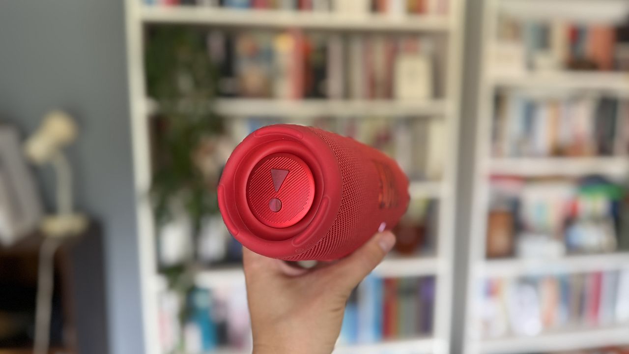 A selection of pics of my JBL Charge 5 speaker.