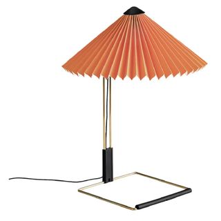 An umbrella pleat lamp