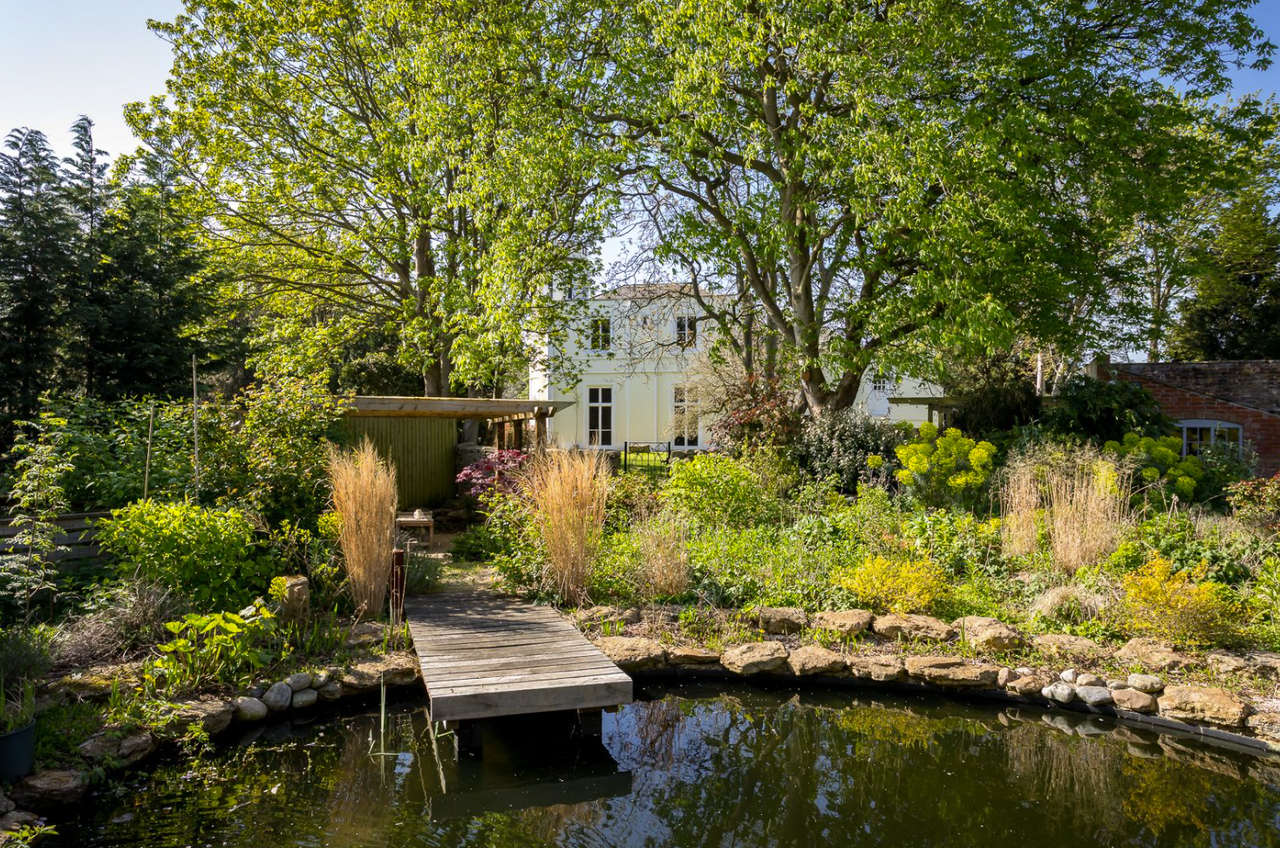 Bretforton Hall, Bretforton, Evesham, Worcestershire