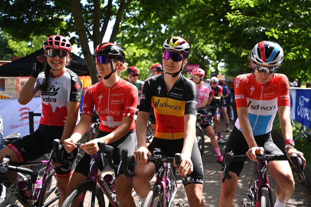 MALDON ENGLAND MAY 27 LR Alison Jackson of Canada and Team Liv Racing Xstra Marlen Reusser of Switzerland Lotte Kopecky of Belgium and Christine Majerus of Luxembourg and Team SD Worx prior to the 5th RideLondon Classique 2022 Stage 1 a 1365km stage from Maldon to Maldon RideLondon UCIWWT on May 27 2022 in Maldon England Photo by Justin SetterfieldGetty Images