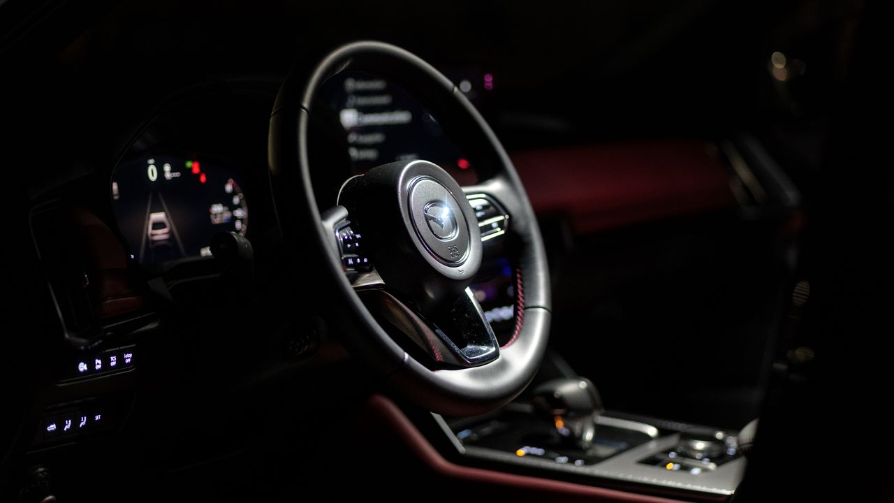 2026 Mazda CX-70 review.