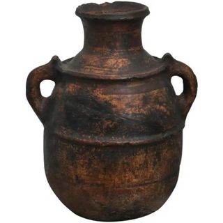 clay pot from 19th century Spain