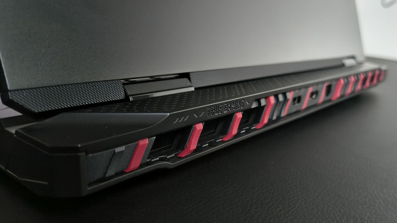 MSI Raider A18 HX