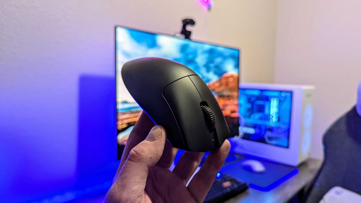 Image of the Razer DeathAdder V4 Pro wireless gaming mouse.