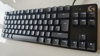 Logitech G413 TKL SE gaming keyboard