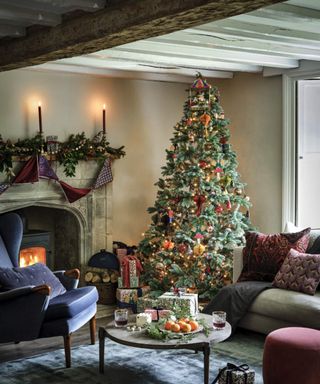 traditional christmas tree decor in cozy living room
