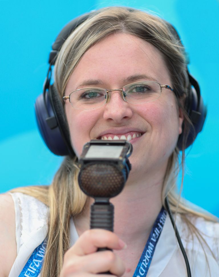Meet Vicki Sparks, The First Female World Cup Commentator Marie Claire UK
