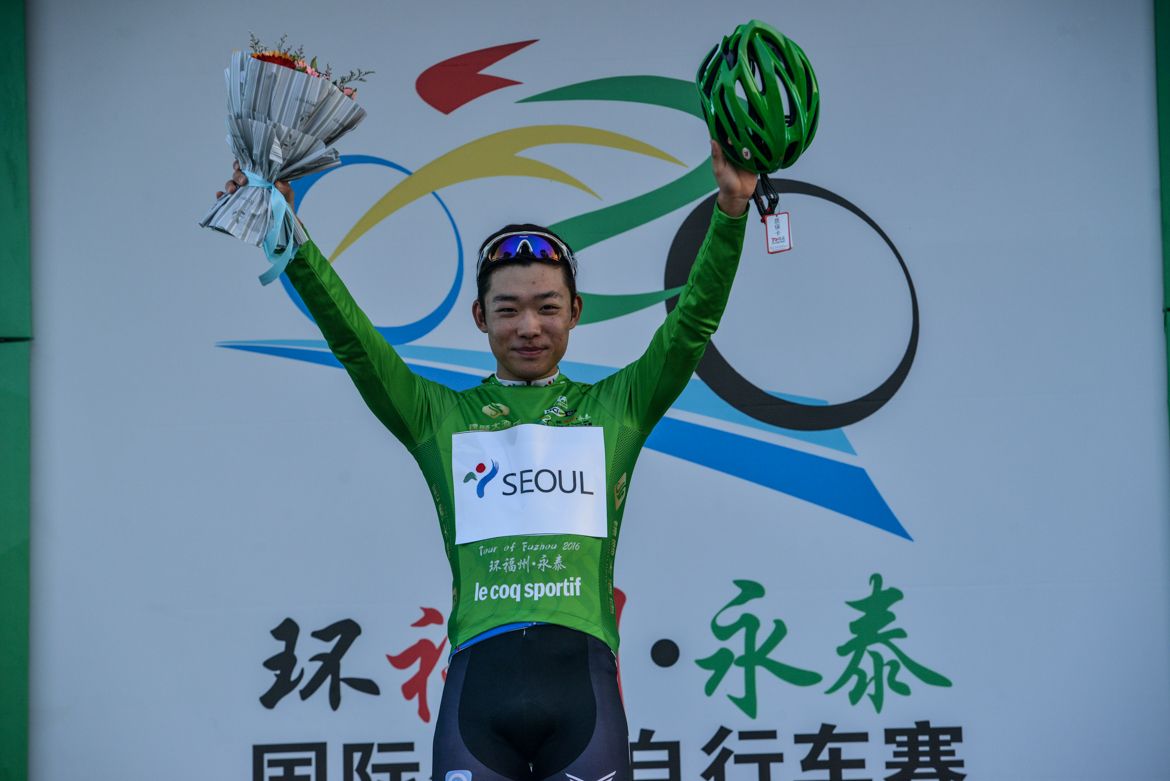 Kim Okcheol wears the green jersey after stage 2 of the 2016 Tour of Fuzhou