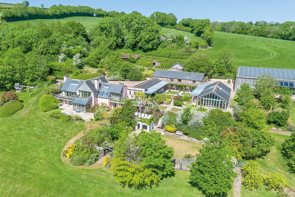 Eco-friendly properties: Sharps Farm, Bathealton, Somerset