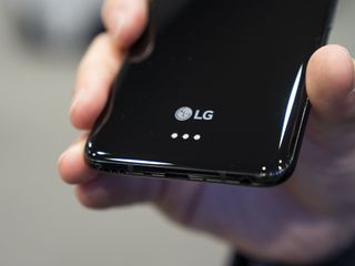 LG V50 