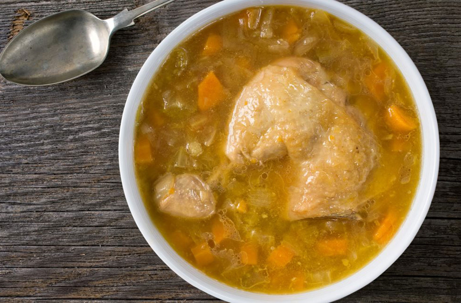 Canja de Galinha ❦ Portuguese Chicken Soup (Bone Broth)