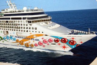 A picture of the cruise ship Norwegian Pearl