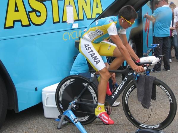 Alberto Contador warms up for the Dauphine time trial.