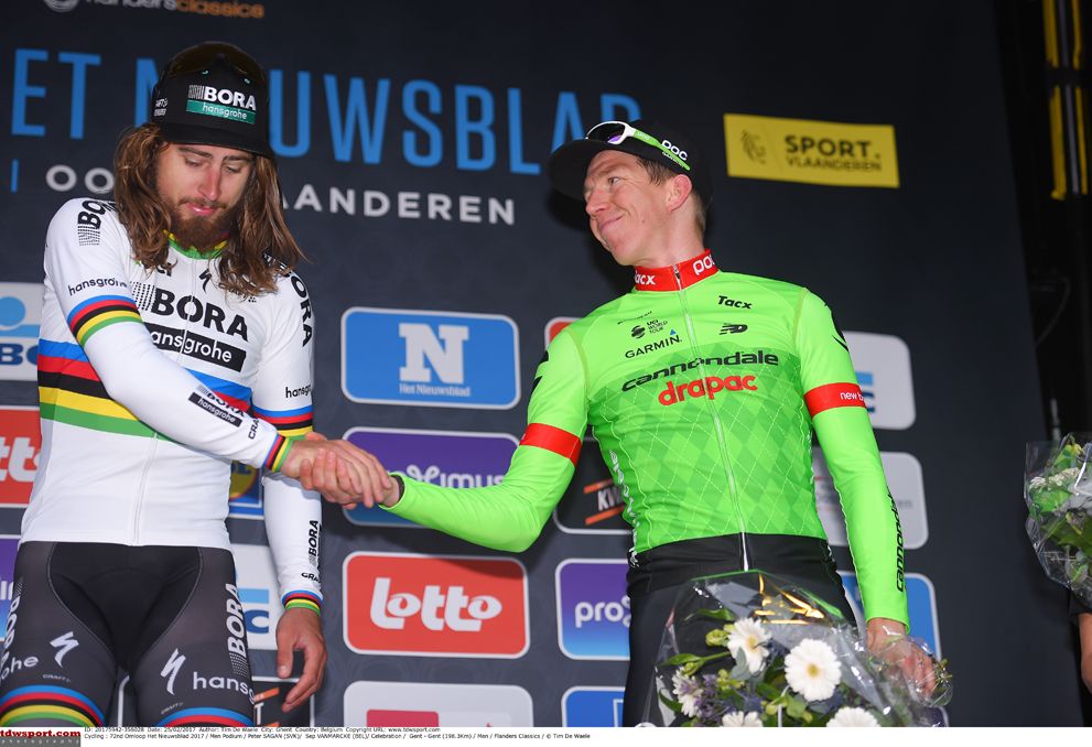 Sep Vanmarcke and Peter Sagan shake hands