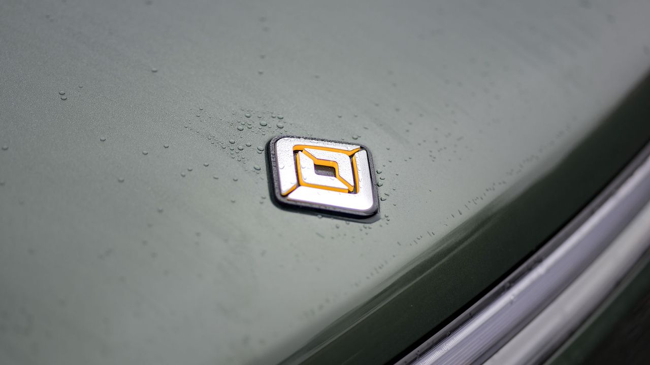 2025 Rivian R1T Tri.