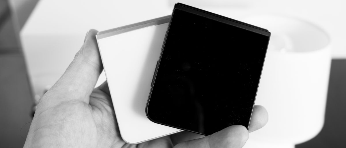 I opened the case file on the new Galaxy Z Flip 7 FE, and it was all black and white