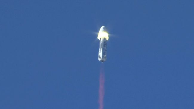 In Pictures: Blue Origin's New Shepard Capsule Tests In-Flight Abort ...