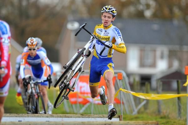 Micky Van Empel sprints over the barriers