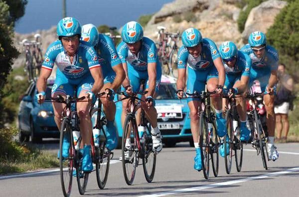 Thomas Voeckler leads Bouygues Telecom
