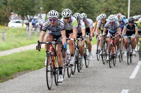 Megan Guarnier (Tibco) leads the bunch
