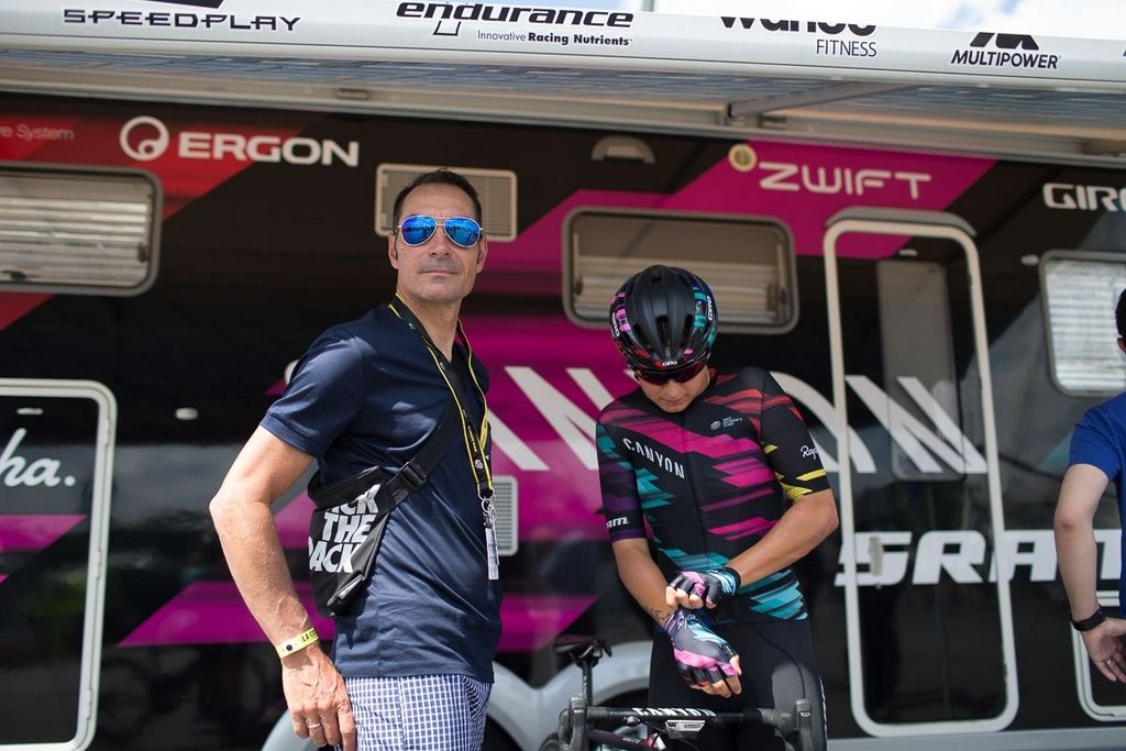 Former pro Erik Zabel with the Canyon-SRAM team before the race