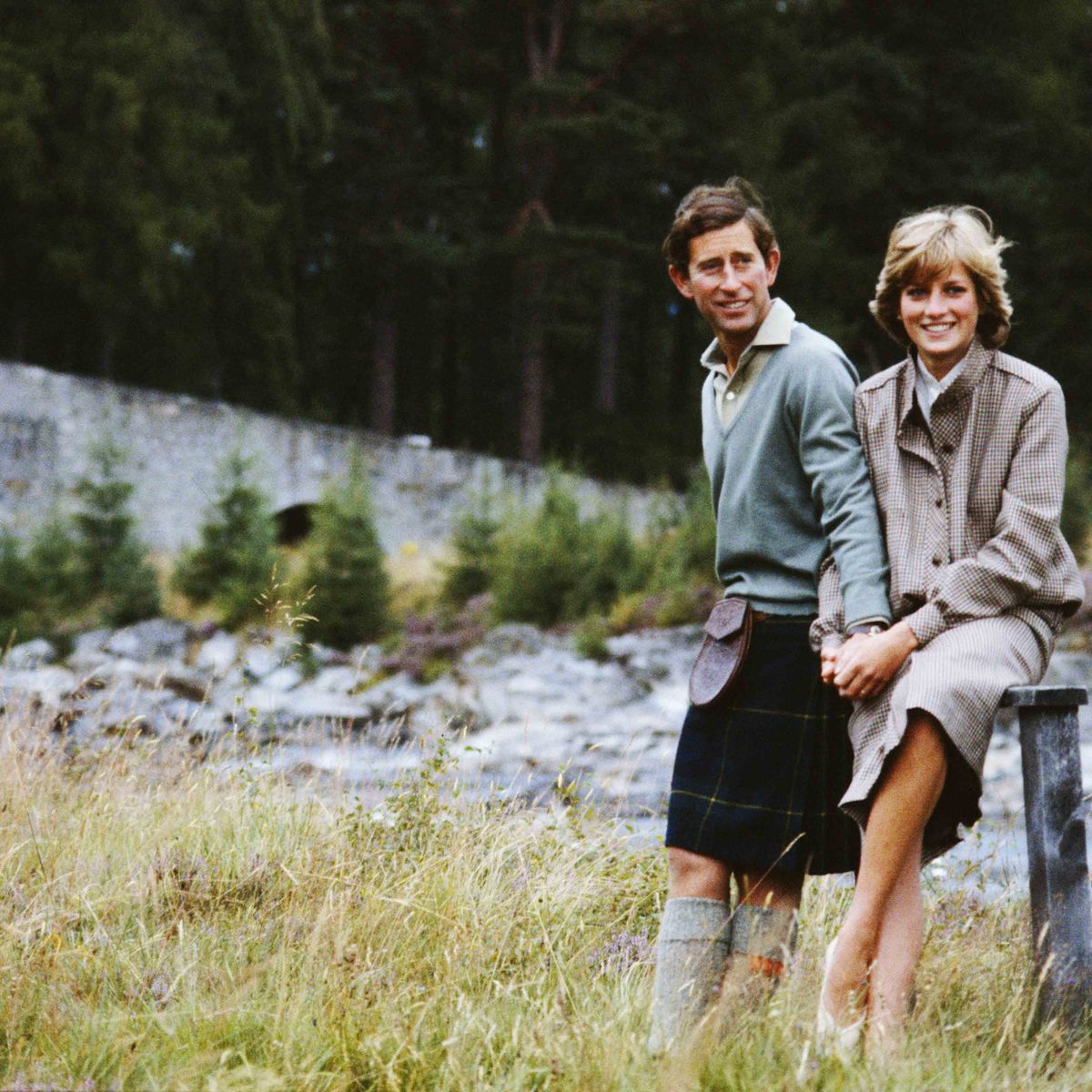 Princess Diana Reportedly Caught Prince Charles' Attention by Touching ...