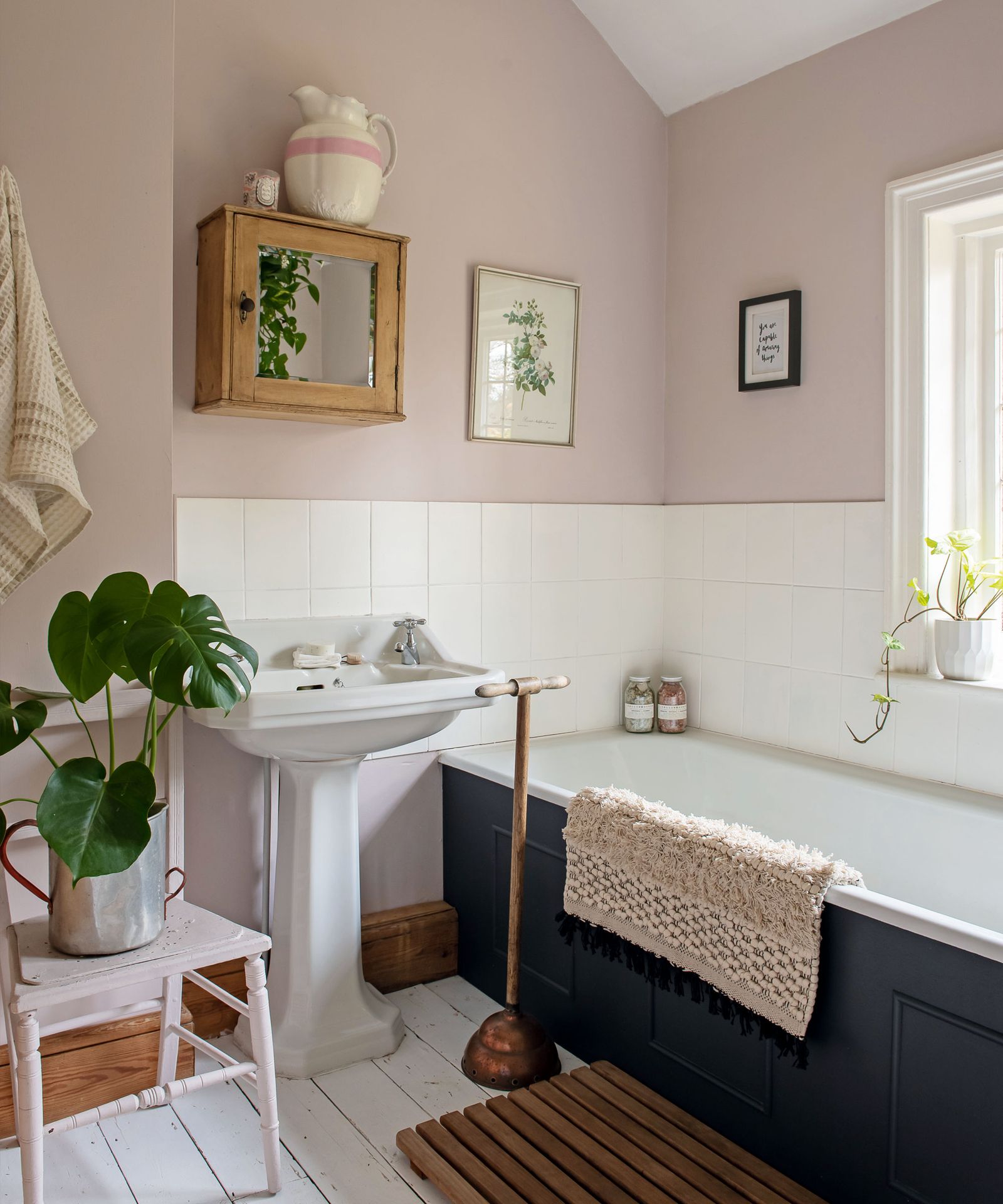 Bathroom paint ideas: 11 best paint schemes for your bathroom | Homes ...