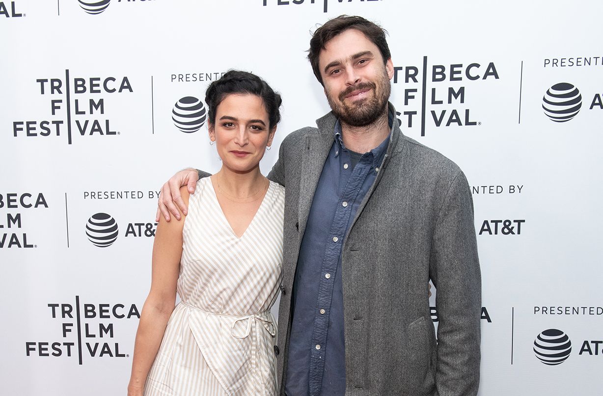 jenny slate announces engagement