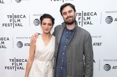 jenny slate announces engagement