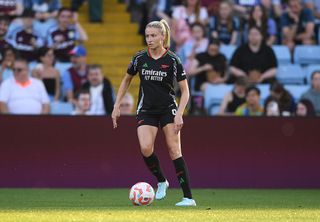 Leah Williamson of Arsenal during the Barclays Women's Super League match between Aston Villa FC and Arsenal FC at Villa Park on April 30, 2025 in Birmingham, England.