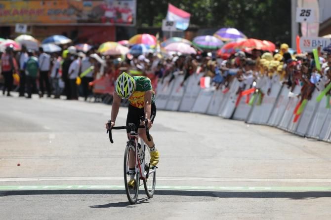 Oscar Pujol (Polygon Sweet Nice) was exhausted by the finish