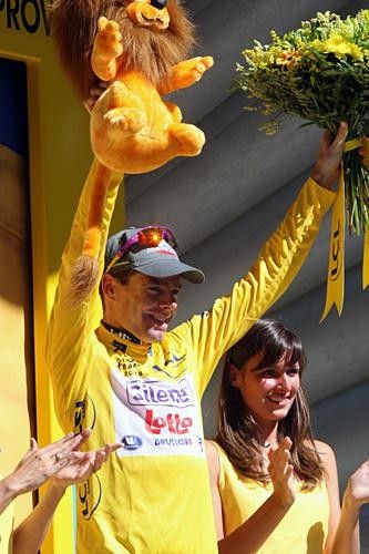 Cadel Evans (Silence-Lotto) enjoys another day in yellow.