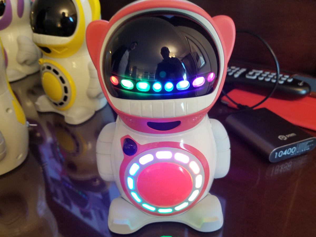 Alexa for Kids? Cognitoys Scout Robot Wants to Chat with Your Child