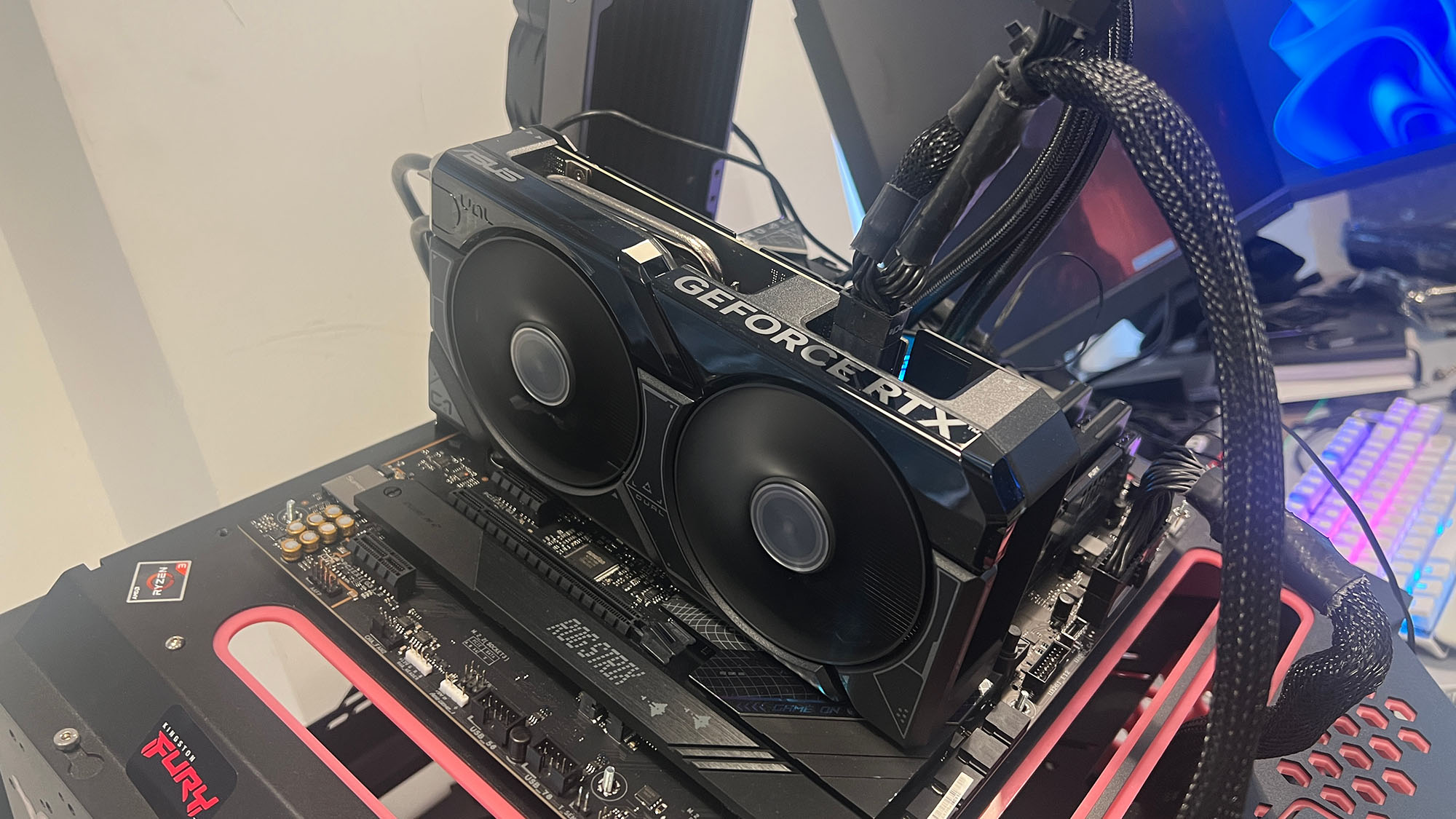 An Nvidia RTX 4060 slotted into a test bench